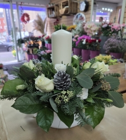 A Winter's Tale Table Arrangement